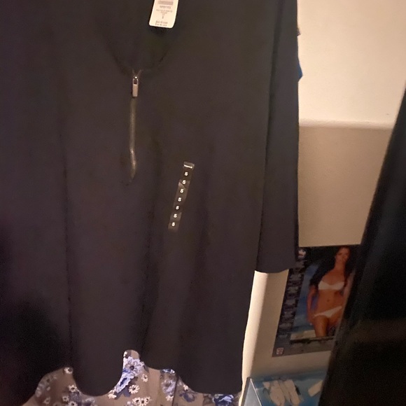 Torrid top - Picture 6 of 8